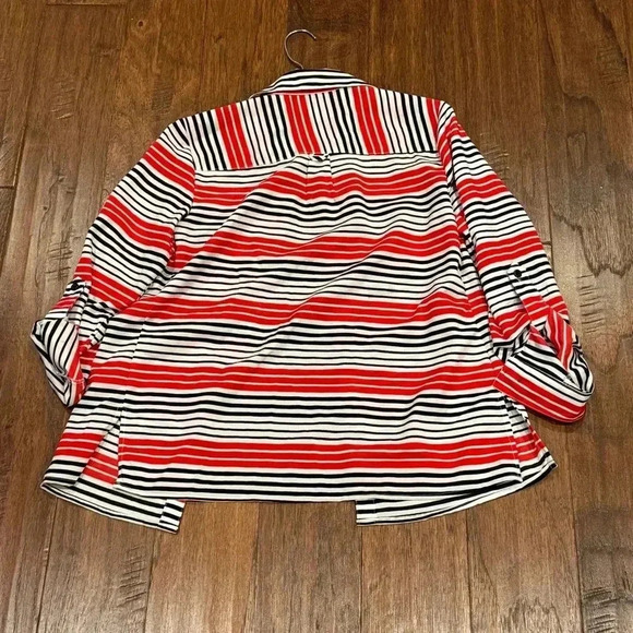 PETITE Small from NOTATIONS Buisness Top - Picture 6 of 15